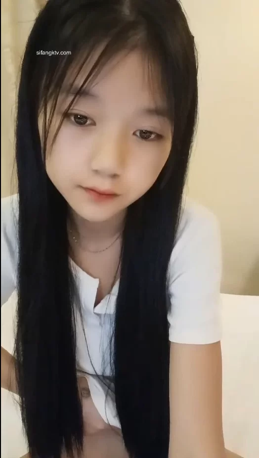 合法萝莉 可爱清纯萝莉露脸激情啪啪，乖巧听话爆菊花各种爆草蹂【2V+3.2GB】