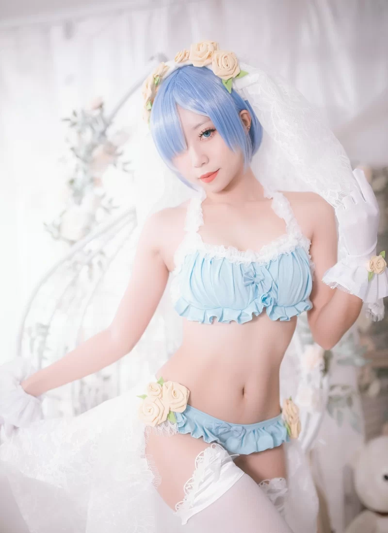 国产coser Money冷冷写真合集【npv+82g+】