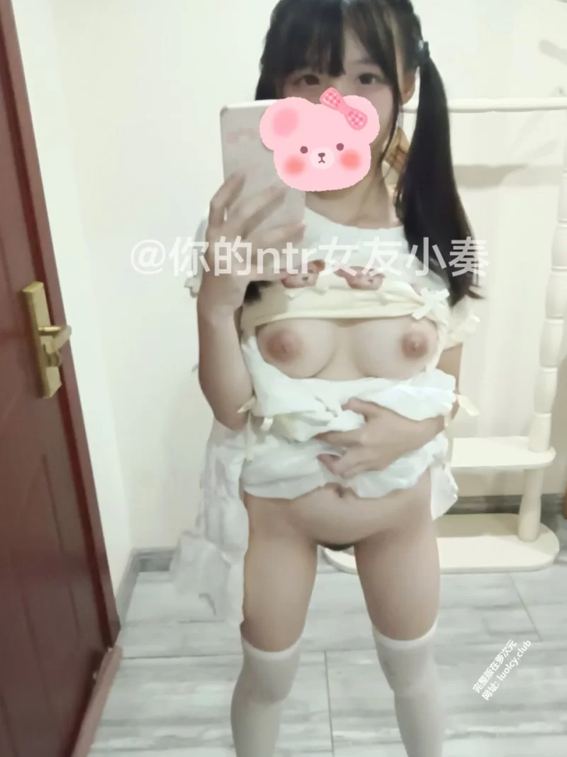 自拍 双马尾酥胸萝莉私拍订阅 #你的ntr女友小奏【26p+3v+678M】