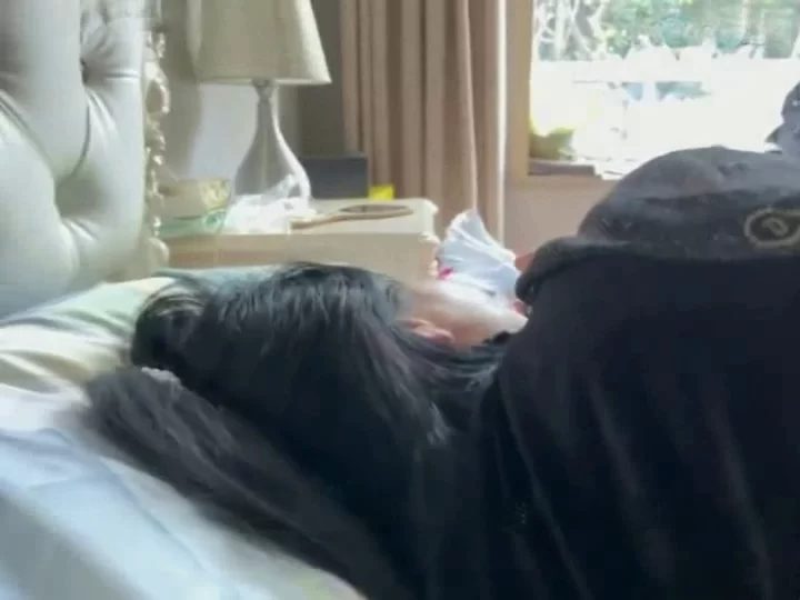 乱伦 老妈洗完澡主动摸我小鸡子被我操【v5+1000g】