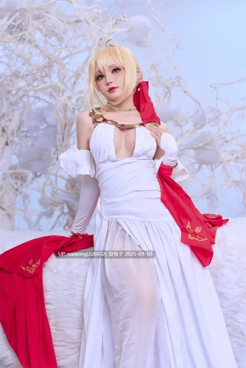 国产coser Joyce (Joyce Lin2x) - 尼禄·克劳狄乌斯 [34P-158M]【1+158m】