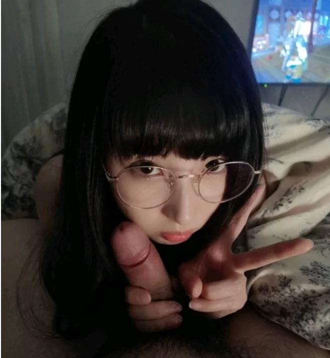 自拍 高端泄密流出视图杭州极品反差婊刘菲婷【1+380m】