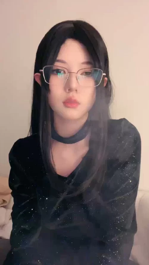 合集 玩物美女主播托尔（现改名美伢）红绿灯玉足合集【80v+28.9g】