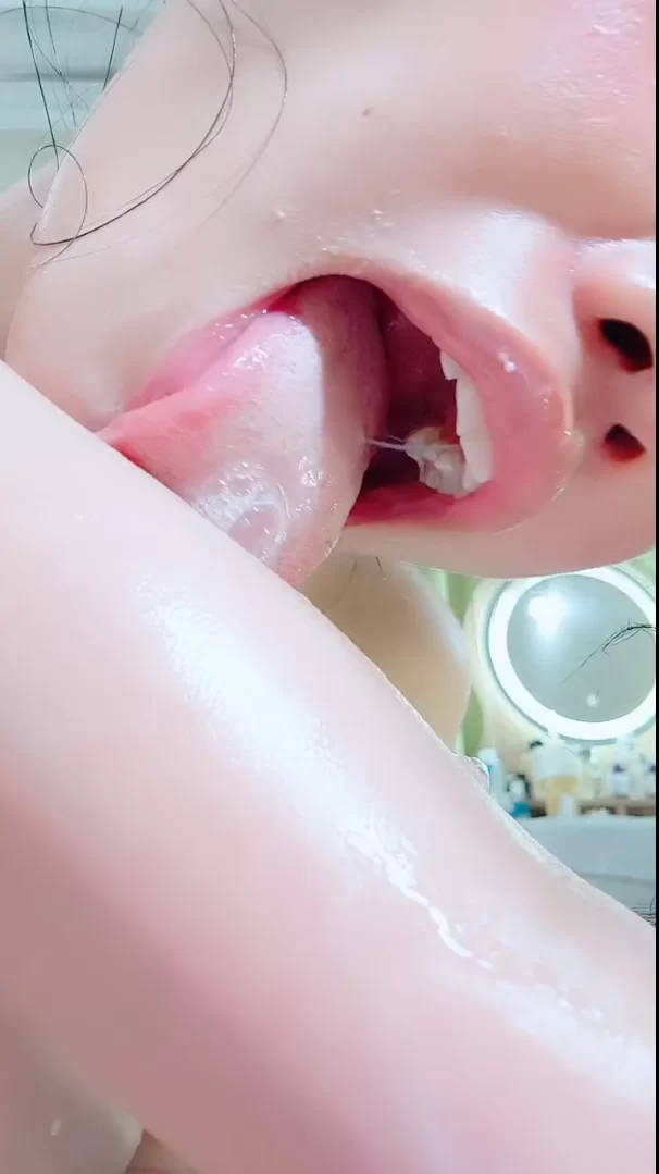 自拍 超色嫩妹全裸精油6日小时挑战高潮的极限阳具跳蛋无止境【1v+6.34g】