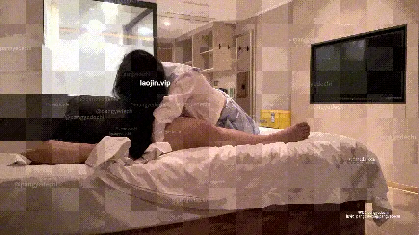 合法萝莉 [胖爷的奇妙之旅]千元SVIP门槛(6)19岁学生妹，C罩杯美乳【1v+1G】