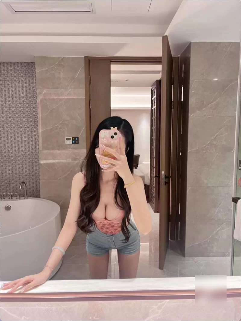 美女御姐 MM甜 – 27分钟 顶级尤物 巨乳白虎一线天萝莉小合集【337P/73V+2.28G】