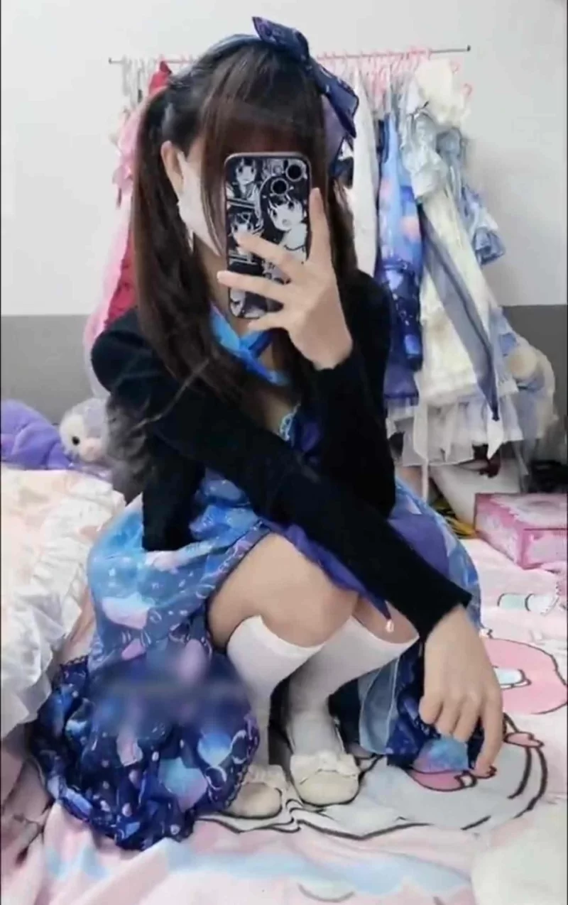 福利姬 超可爱美少女自拍视频【1+170m】