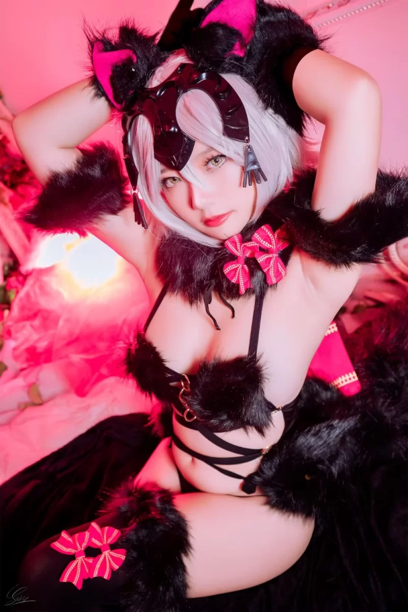 日韩coser Messie Huang Jeanne Alter Wolf [22P-118MB]【22P+118M】