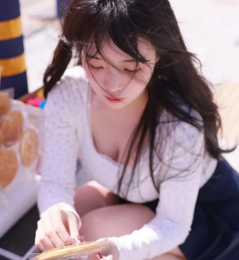 日韩模特 youtube-rinaモモリナ (momorina)写真合集【21本1100P+27G】