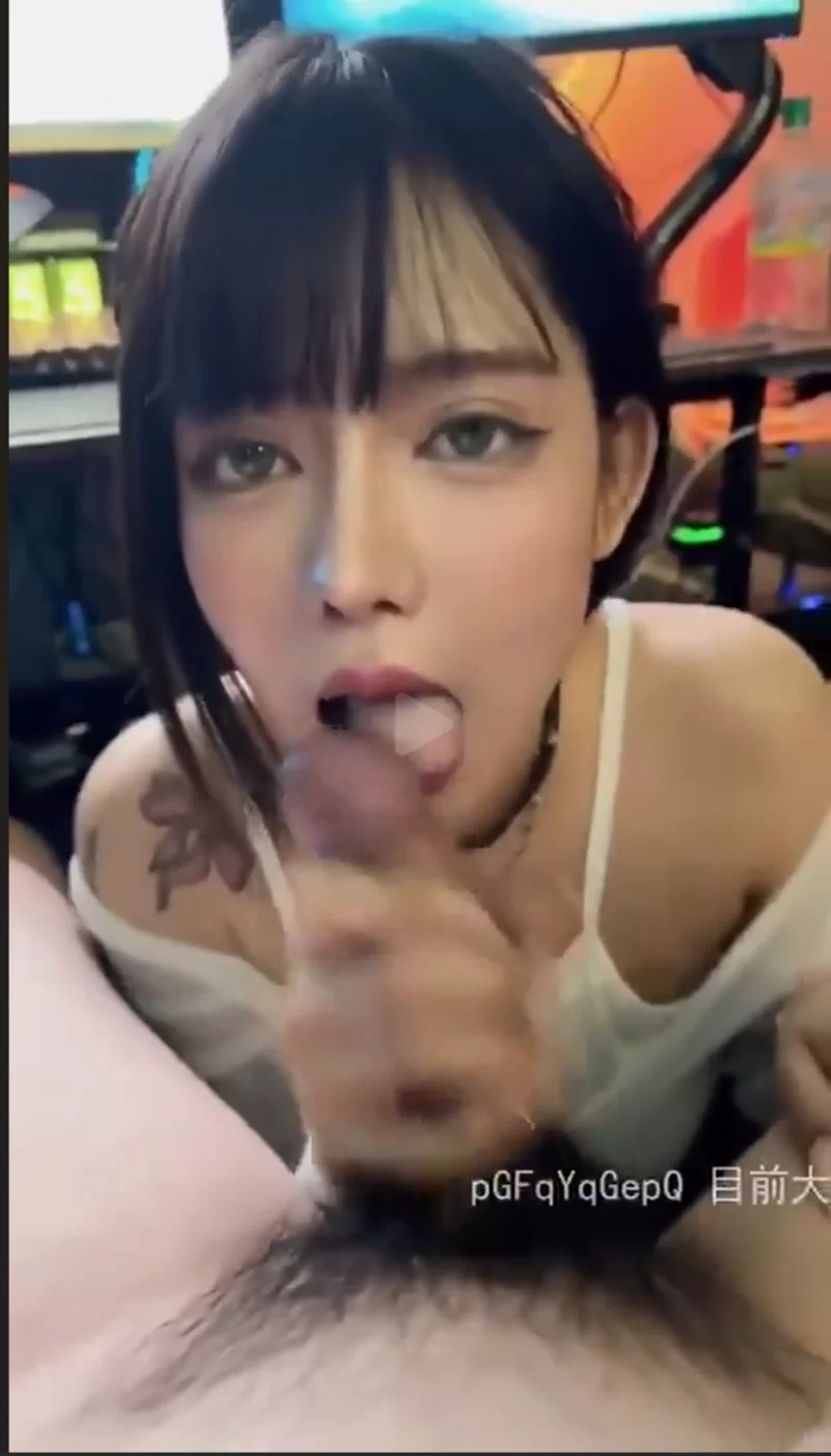 自拍 推上直接搬过来的，这颜值是真顶啊【1v+10m】