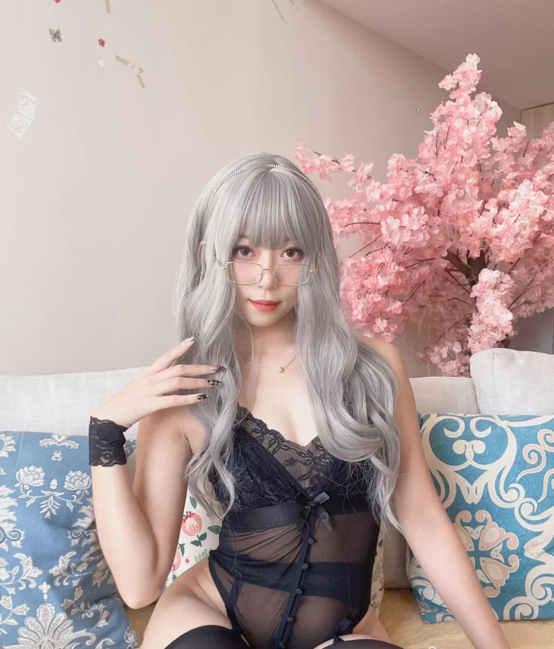 国产coser Money冷冷写真合集【npv+82g+】