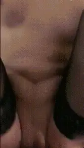 福利姬 黑丝制服美女[艾小青]好舒服 我是不是太骚了 好多水【1+700m】