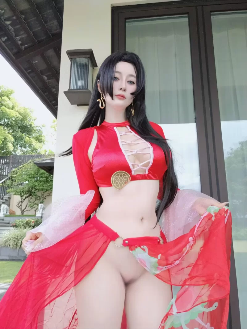 日韩coser 白银81 - fantia 24年12月会员合集【102P5V+568M】