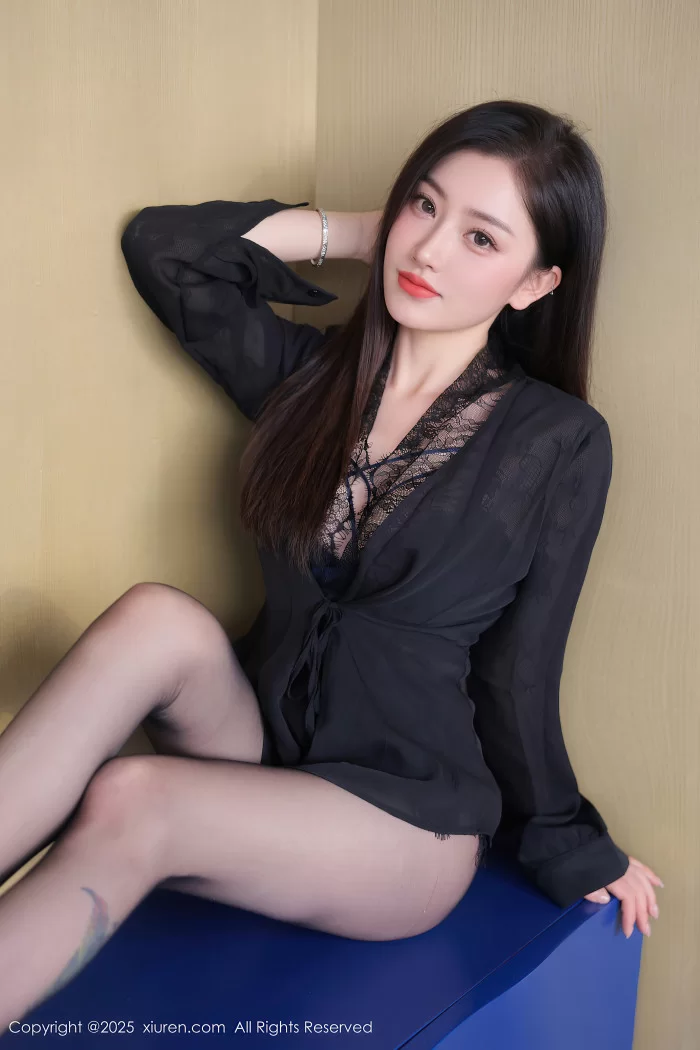 套图名称]：模特Annie_baby性感蕾丝情趣服饰配超薄黑丝秀【72P+760MB】