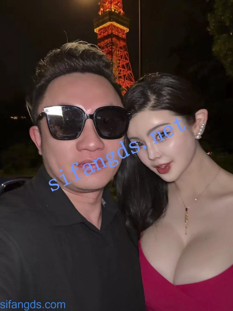 自拍 颜瑜摄影师拍摄花絮和李二狗约会[np+nv+3.1G][百度盘]【np+nv+3.1g】