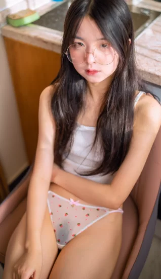 福利姬 [林书辞]私定清纯美少女合集整理【5v9p+15.2g】