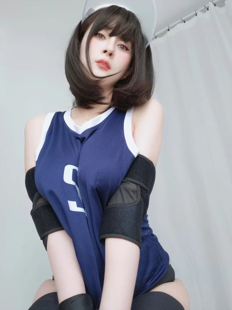Cosplay 白银81 Vol.139 Fantia 24年5月会员合集 [160P6V-1.98G][百度网盘]【160P6v+1.98G】