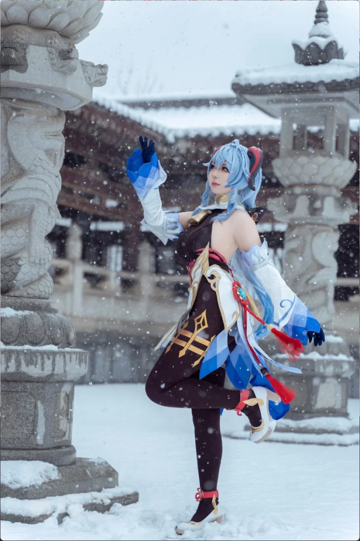 国产coser 虎森森 – 全套50期 9.8更新【2600P+15.1G】