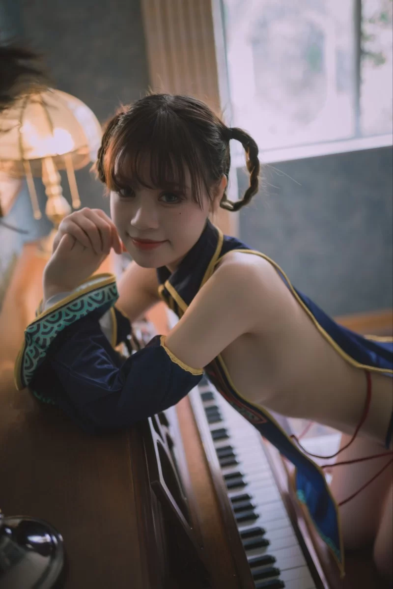 国产coser 星黛鹿鹿 小僵尸 [53P-1.22GB]【53P+1.22G】