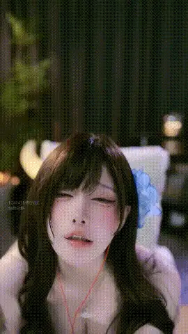 ASMR [asmr]虎牙抖音[一色雨雨教皇]舔耳 模拟手交 丝足【67V+17G】