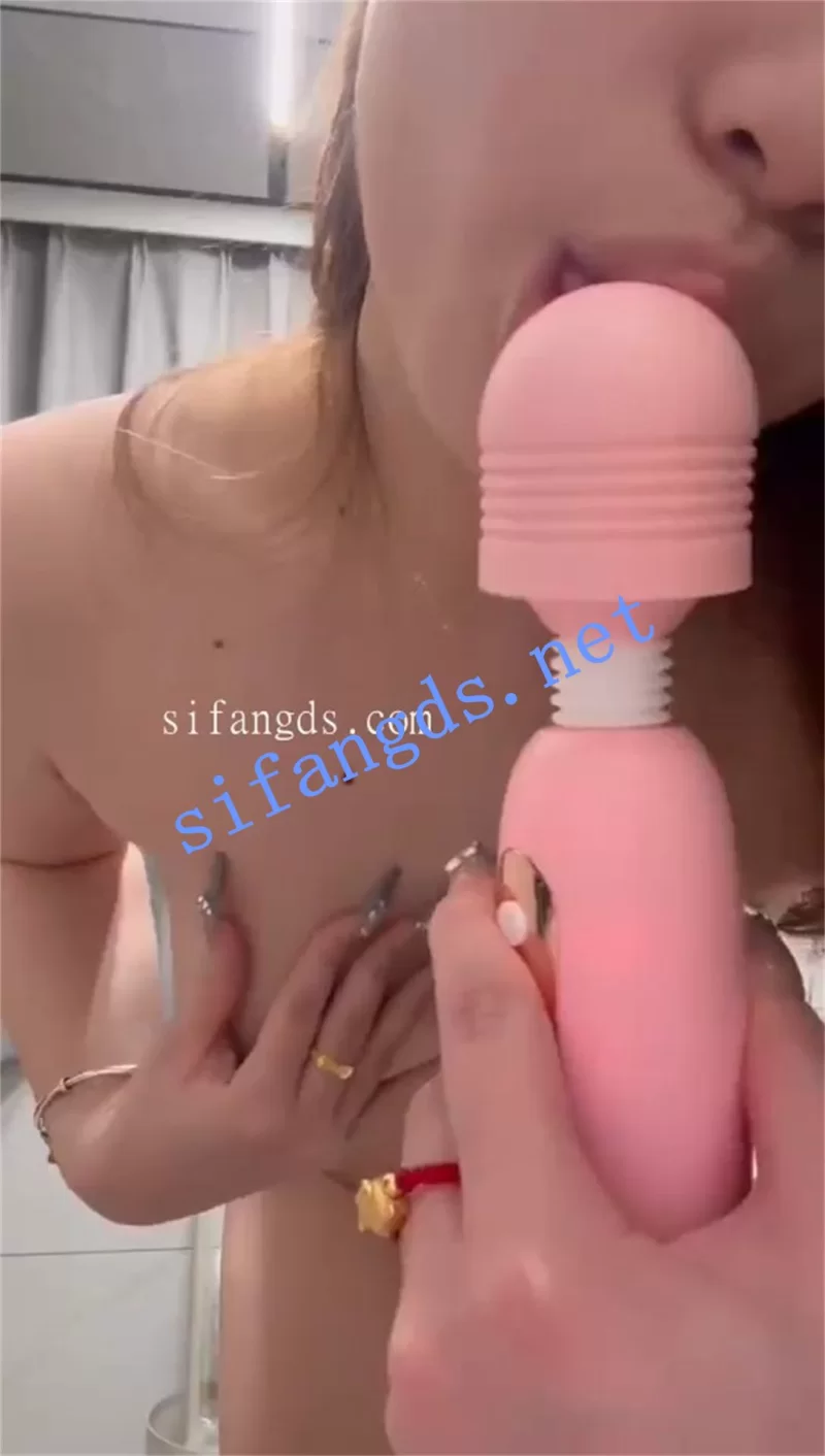 自拍 [漂漂]泡泡！大胸主播大尺度自慰定制【12V+1.22G】