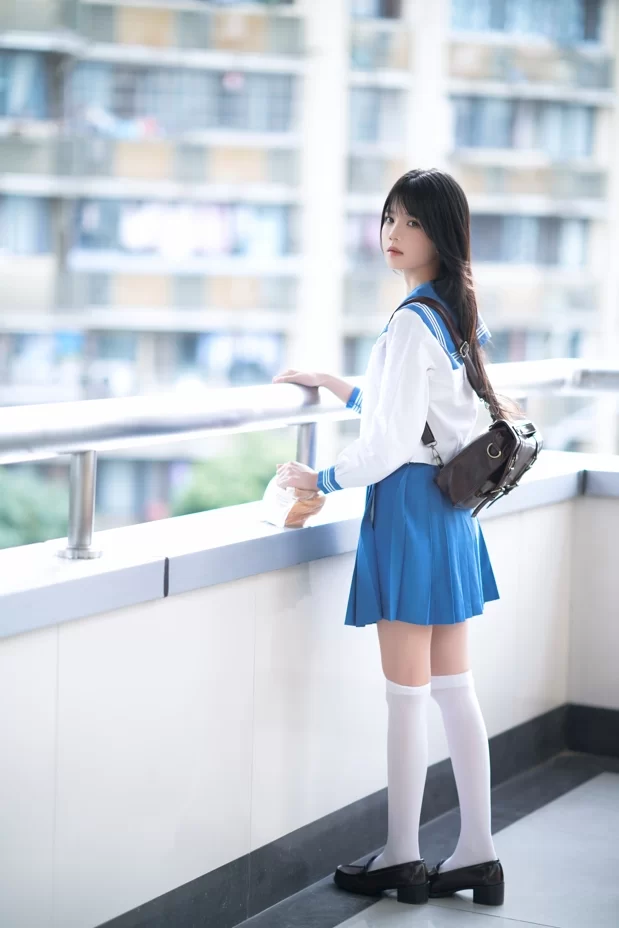 国产coser 桜桃喵 - 地铁JK 33P-304M【33P+304M】