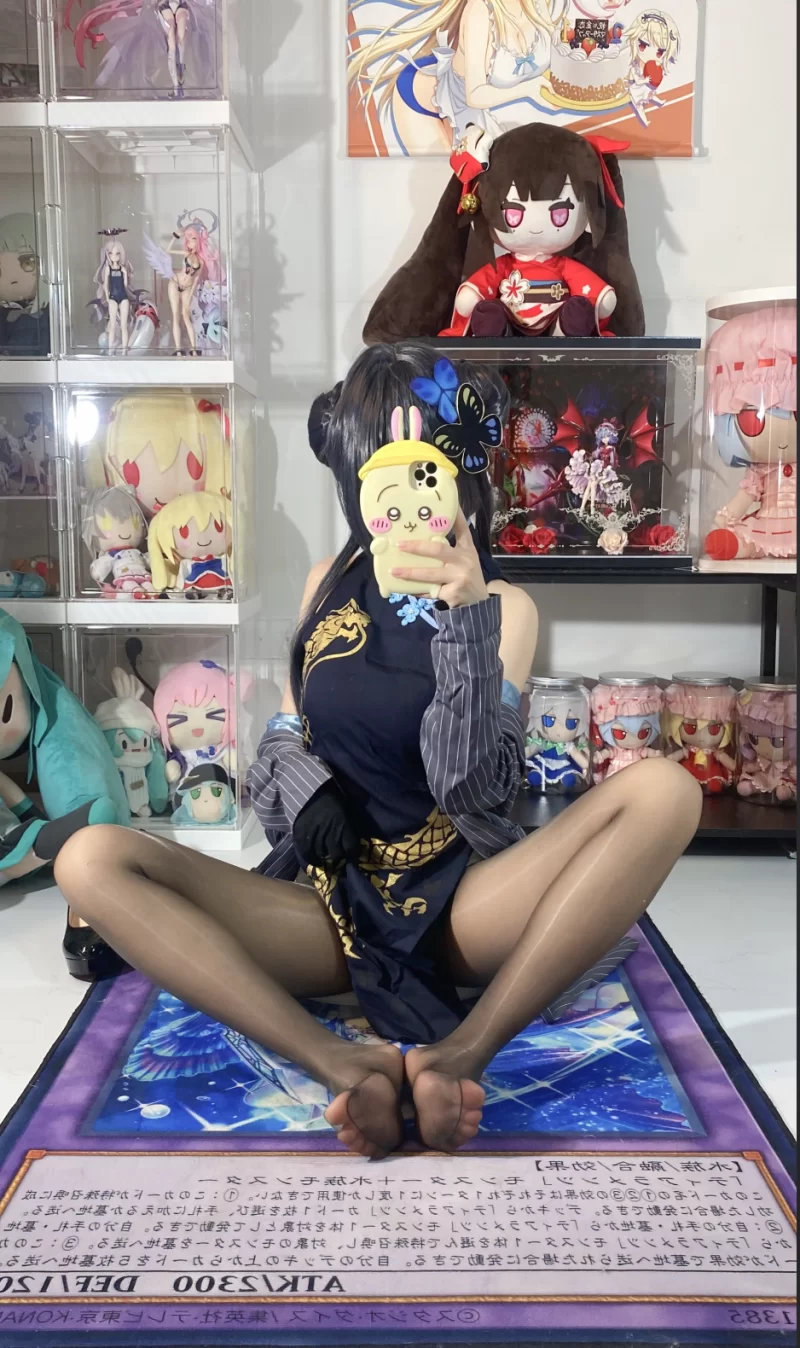国产coser [COSPLAY/带视频] 白栎Shirly - 蔚蓝档案 龙华妃咲【66P9V+1.6g】