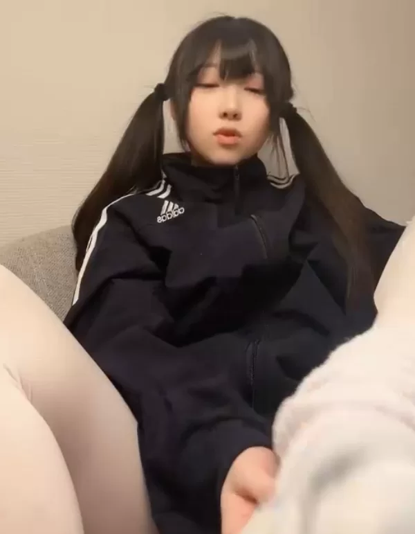 自拍 极品幼斯酱葱 最有感觉的一集 白眼 嫌弃脸 雌小鬼 藐视 上位者的姿态 倒计时【1+290m】