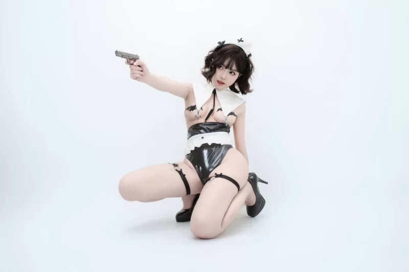 日韩coser Bangni邦尼 - 武装修女【86P+616M】