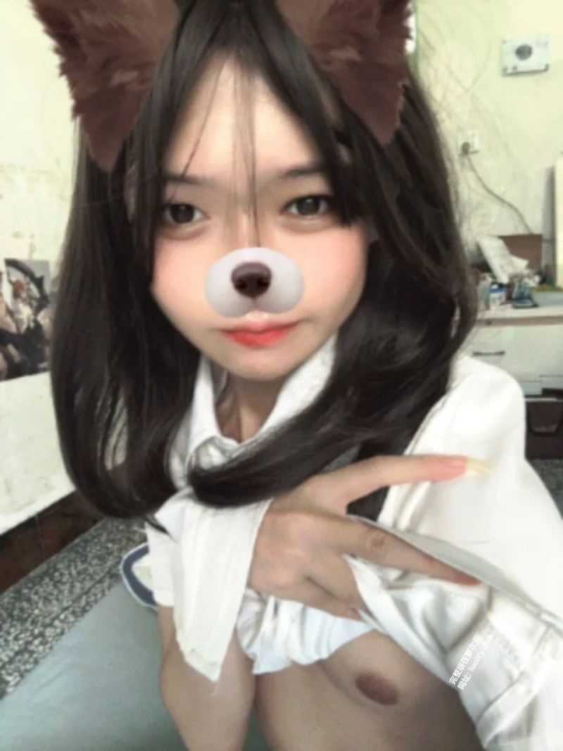 福利姬 7分钟 顶级贫乳白虎萝莉 [91P5V-552MB]【1v+552m】