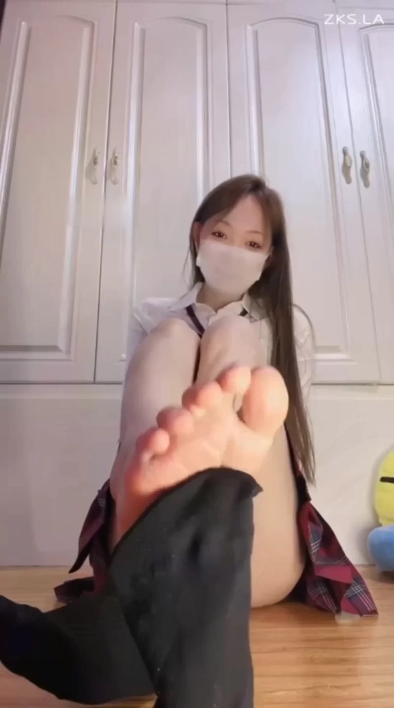 美腿/足控 楚楚 jk 黑袜 羞辱 撸管指挥 拍手控速 假鸡鸡 模拟撸管【1V+1.66GB】