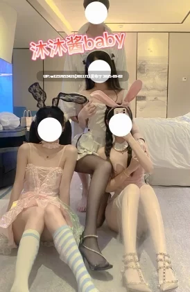 自拍 沐沐酱baby 推特合集【1+550m】