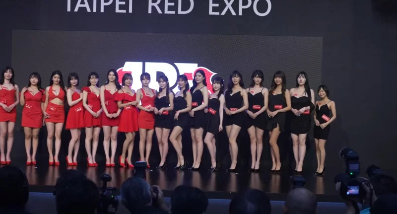 自拍 [台北TRE国际成人展]各大日本AV女优和台北女优展示身材【49V+30.7G】