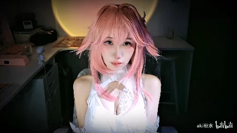ASMR ASMR_Aki秋水_R_E_STUDIO_姐姐超润口水画神子旗袍展示孔雀鱼【1v+1g】