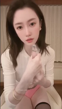 国产主播 抖音近四十万粉美女-大熊硬糖 高价微信模拟啪啪口交福利【1V+114M】