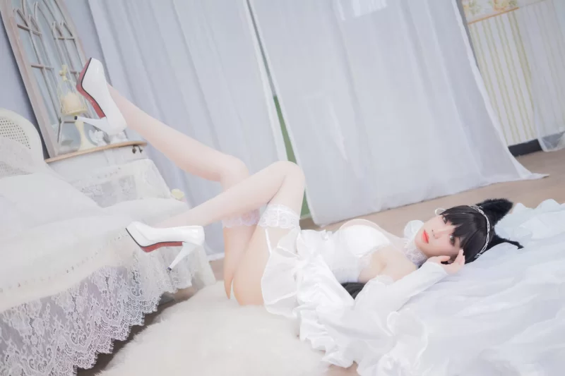 国产coser 焖焖碳 - 碧蓝航线 爱宕花嫁【20P+212M】