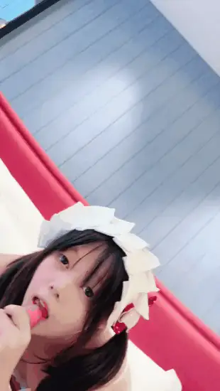 合法萝莉 [19小米粒] 神似赵今麦的清纯小萝莉被干了~体毛旺盛大叔VS小萝莉-莉【40V+25G】