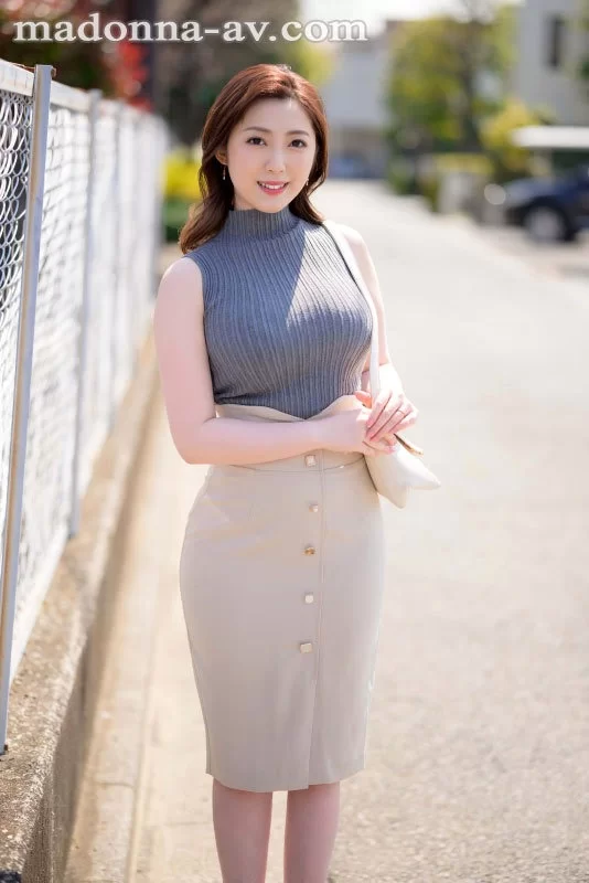少妇熟女 JUQ-033 ハードファックに憧れる笑顔が眩しいGカップ人妻 君塚ひなた【1V+4780M】