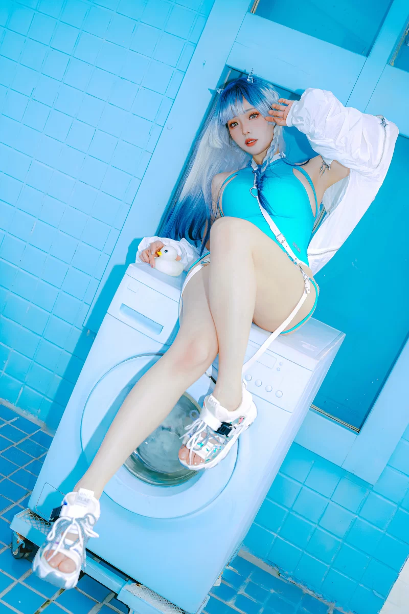 自拍 ElyEE子 NO.167 2025年06月订阅 June Set C Glassyhorn Devil [34P3V-94MB]【34P3V+94MB】