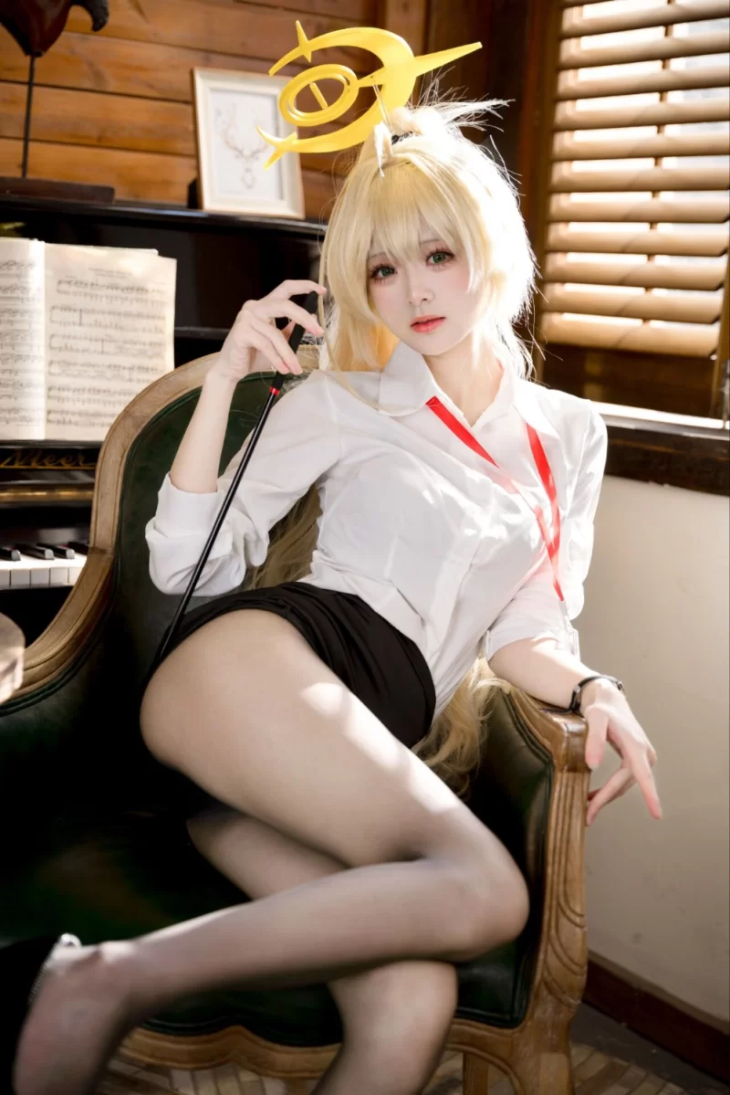 国产coser 九柒喵  笑面ol全图 [53P 678MB]【53P+678M】