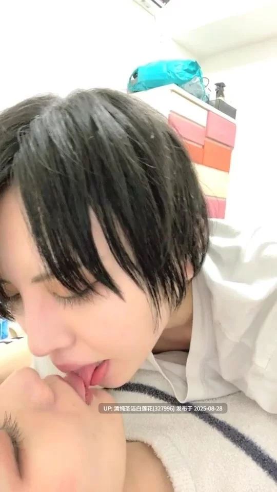自拍 [蘭]日本女同蘭合集【1+44g】
