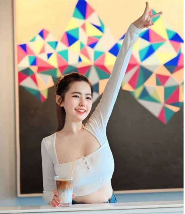 自拍 抖音泄密极品模特福利姬美女 夏筠婷 陪金主大哥港澳游口交啪啪视频福利【1+210m】
