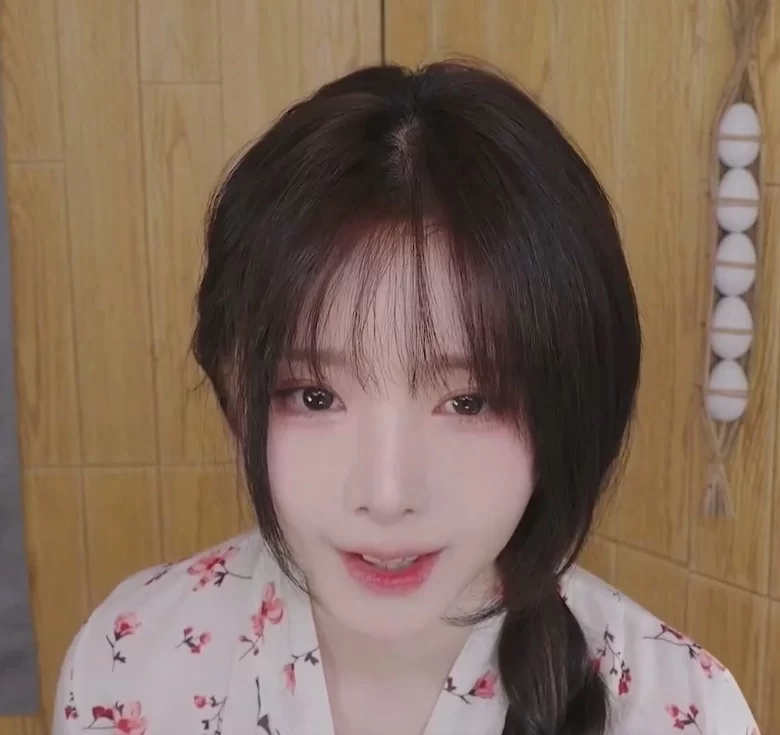 ASMR [yoonying]ASMRYoonyingR_E_STUDIO中秋奇妙游【1+1.1G】
