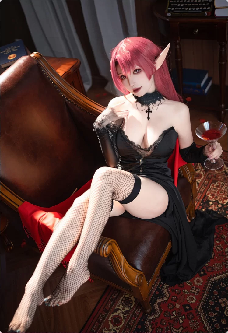 国产coser 超级小禾儿(一千只猫薄禾)19期【733P+2.79G】
