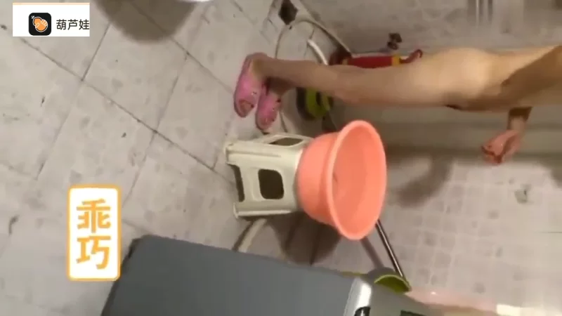 乱伦 乱伦巨作真实母子乱伦父亲打工儿子长期在家给妈妈乱伦【v10+2.2g】