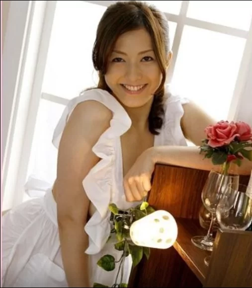 合集 熟女 花井美沙 早期无码作品 [高清版]【4v+6.25G】