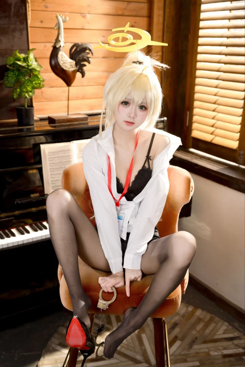 国产coser 九柒喵  笑面ol全图 [53P 678MB]【53P+678M】