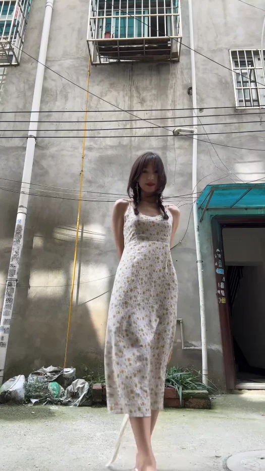 国产主播 抖音美腿直播（此意寄昭昭）2025.4.15【3v+1.8G】