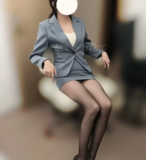 福利姬 推特巨乳绿帽娇妻不知名的太太视图合集359M【1+360M】
