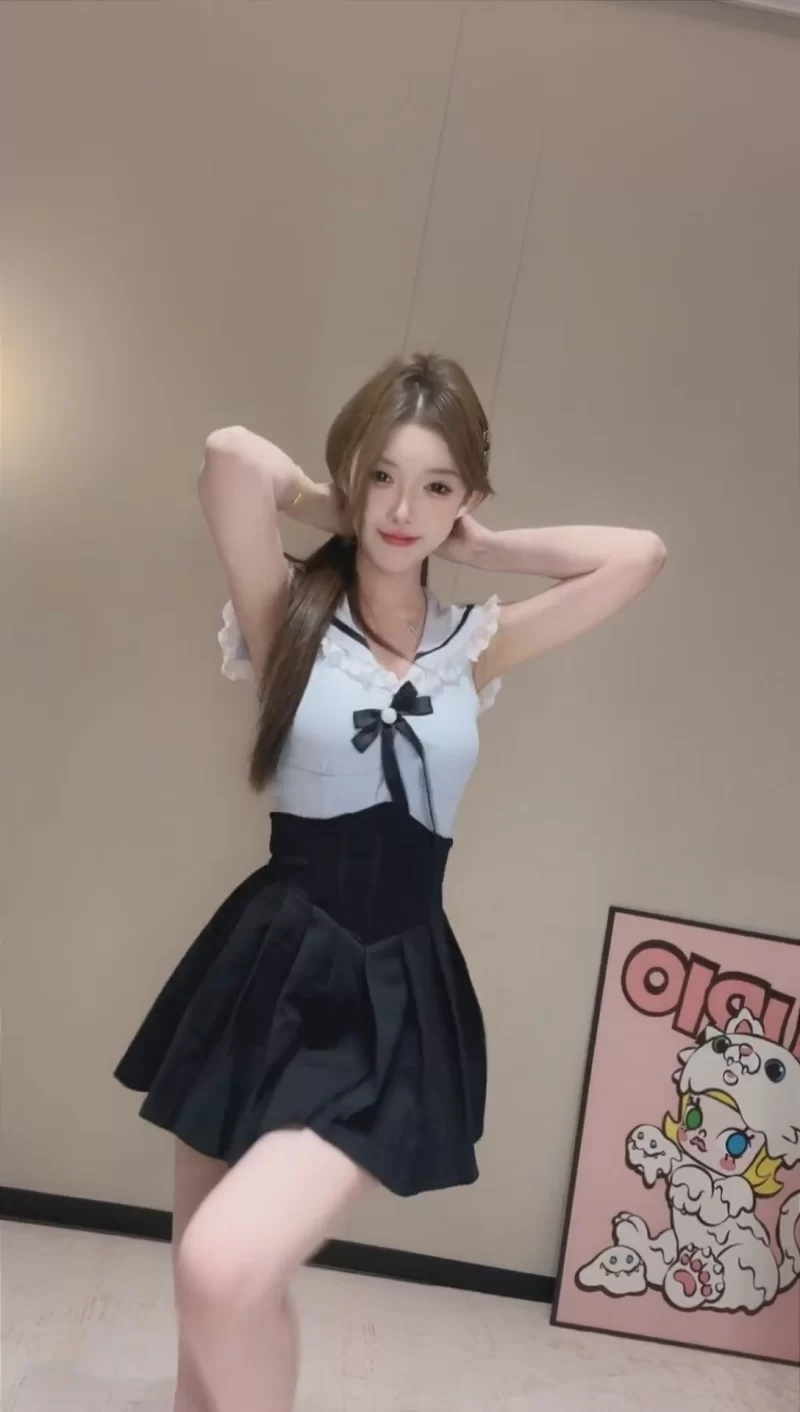 国产主播 [快手主播]不是女叔 7月舞蹈精选合集【80V+7.54G】